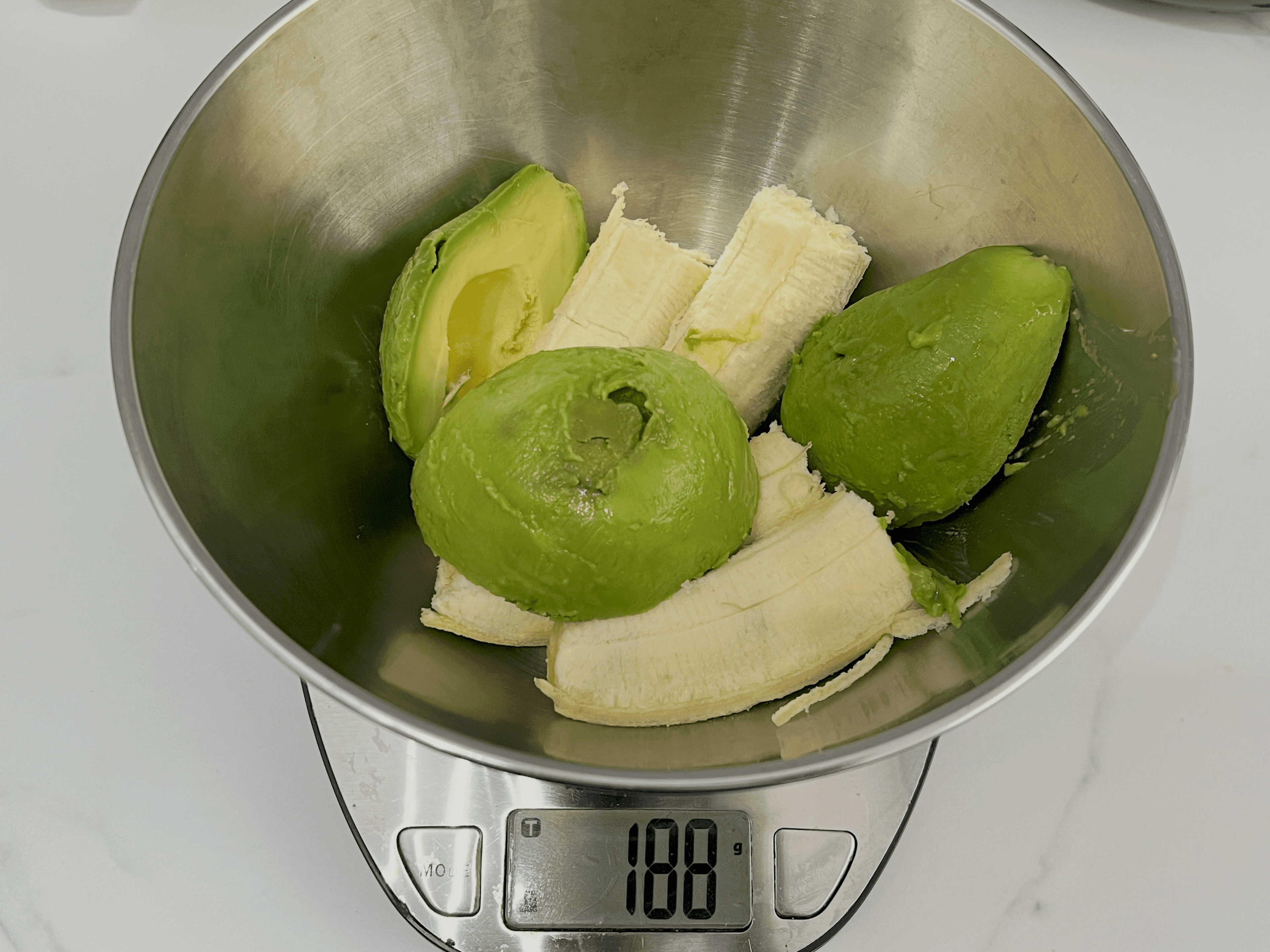 Negresă cu Avocado Bogată în Proteine thumbnail