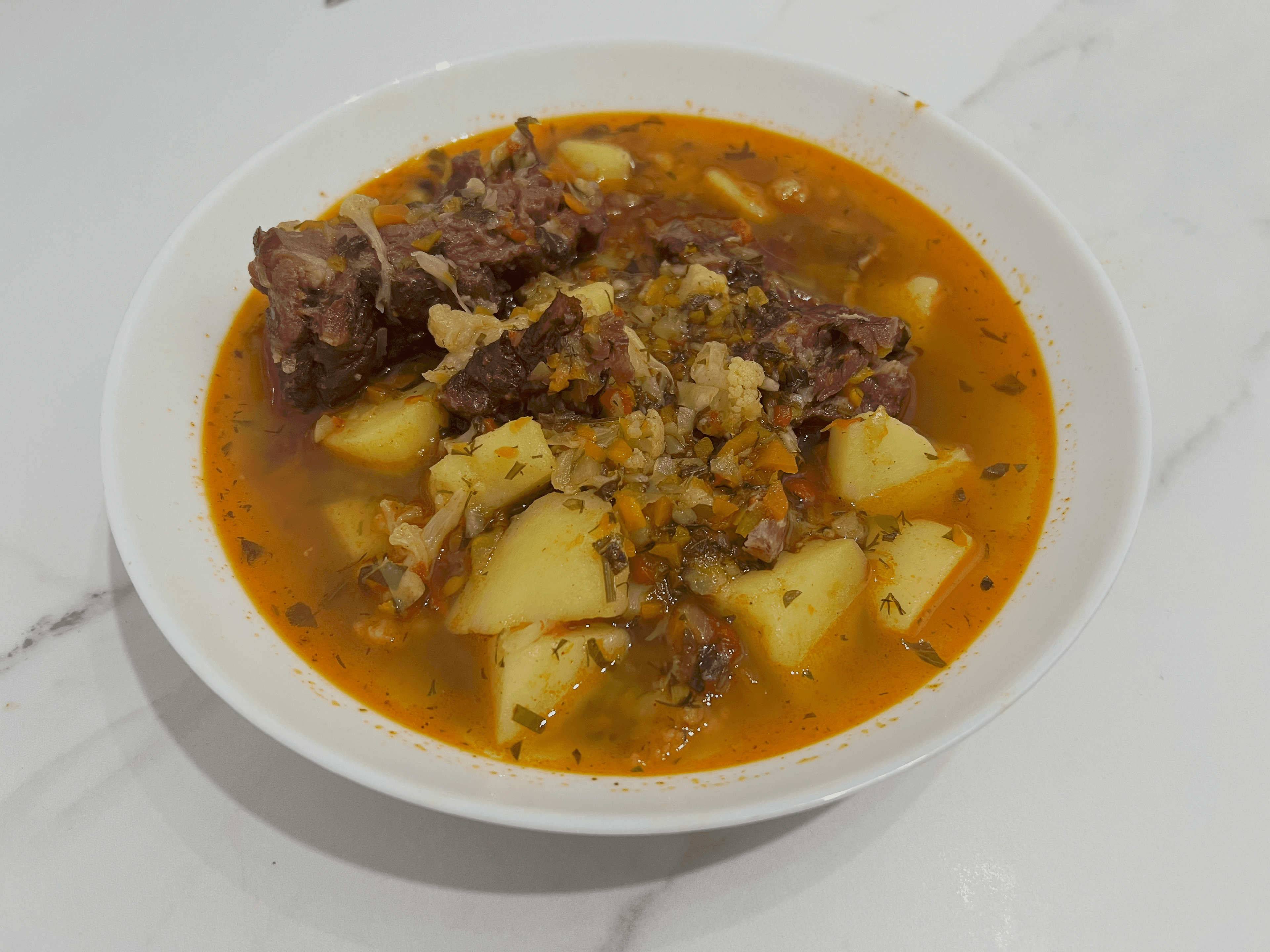 Ciorbă de Cartofi cu Scăriță Afumată